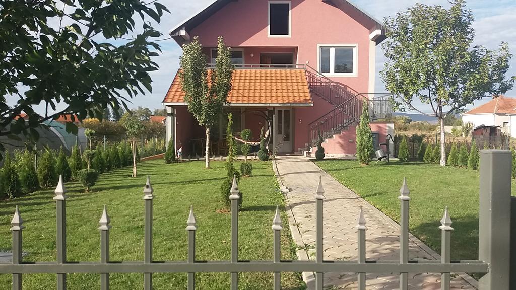 Apartments Predah kod Baraća Nis Bagian luar foto