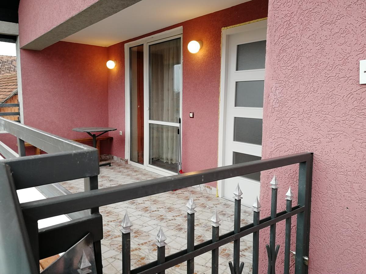 Apartments Predah kod Baraća Nis Bagian luar foto