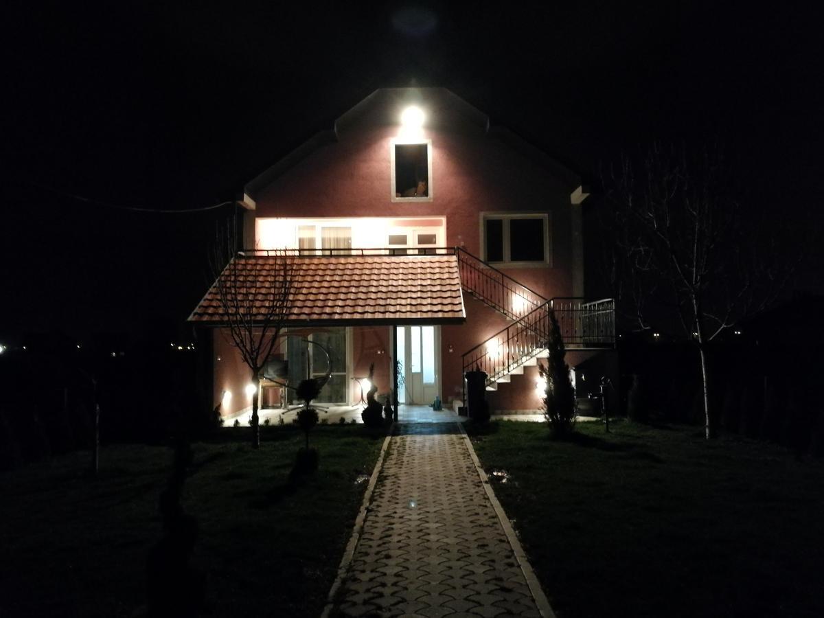 Apartments Predah kod Baraća Nis Bagian luar foto