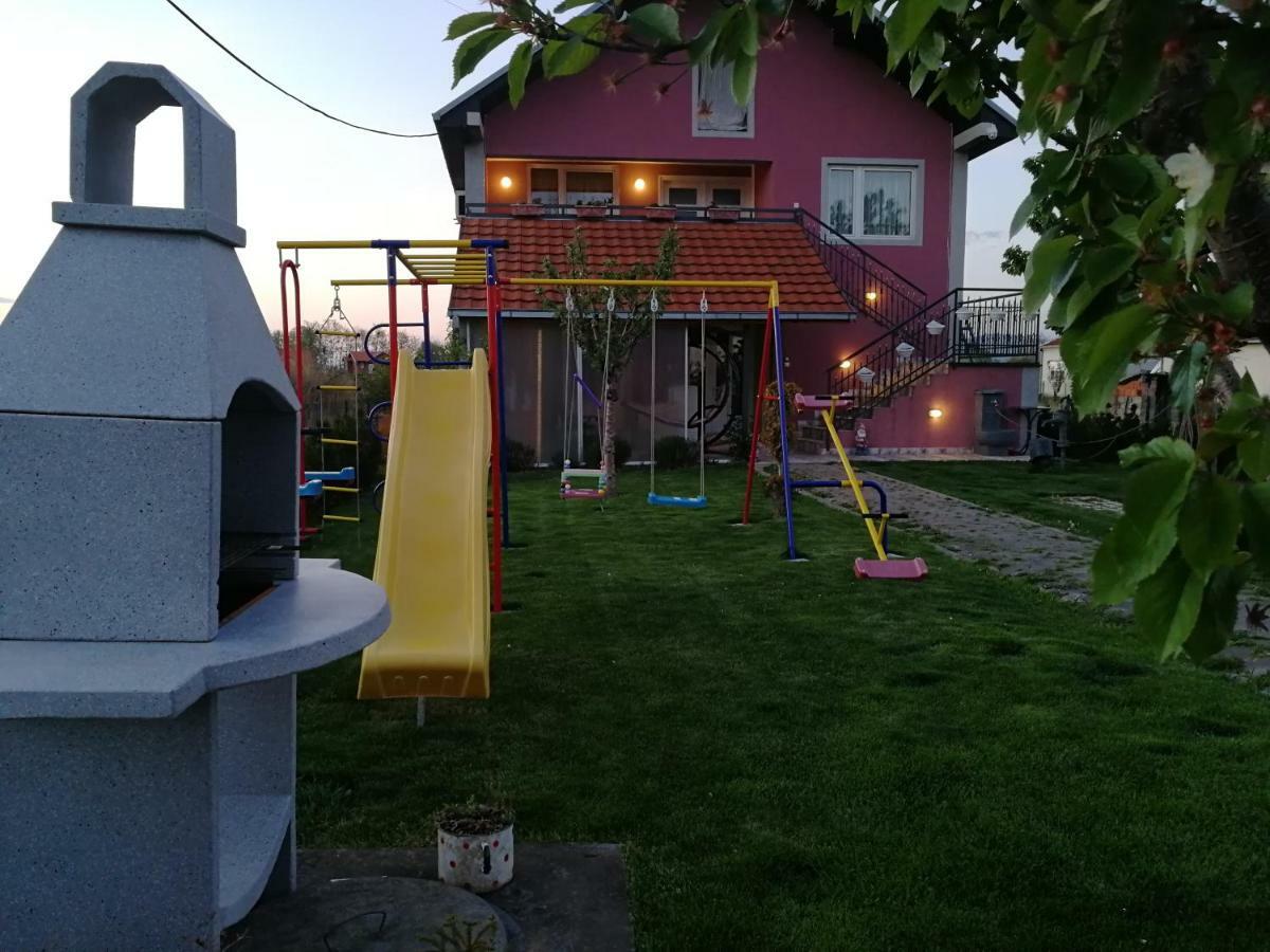 Apartments Predah kod Baraća Nis Bagian luar foto