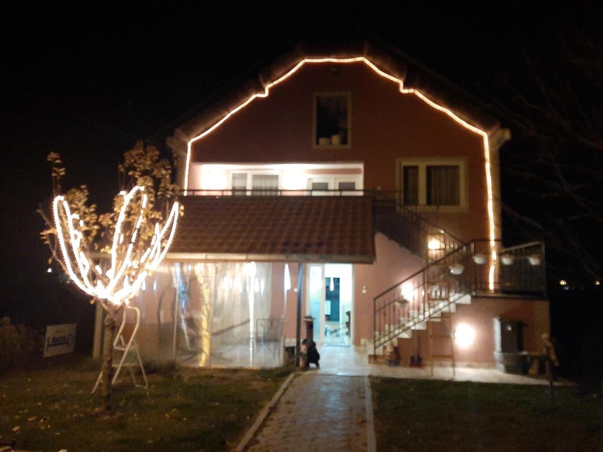 Apartments Predah kod Baraća Nis Bagian luar foto